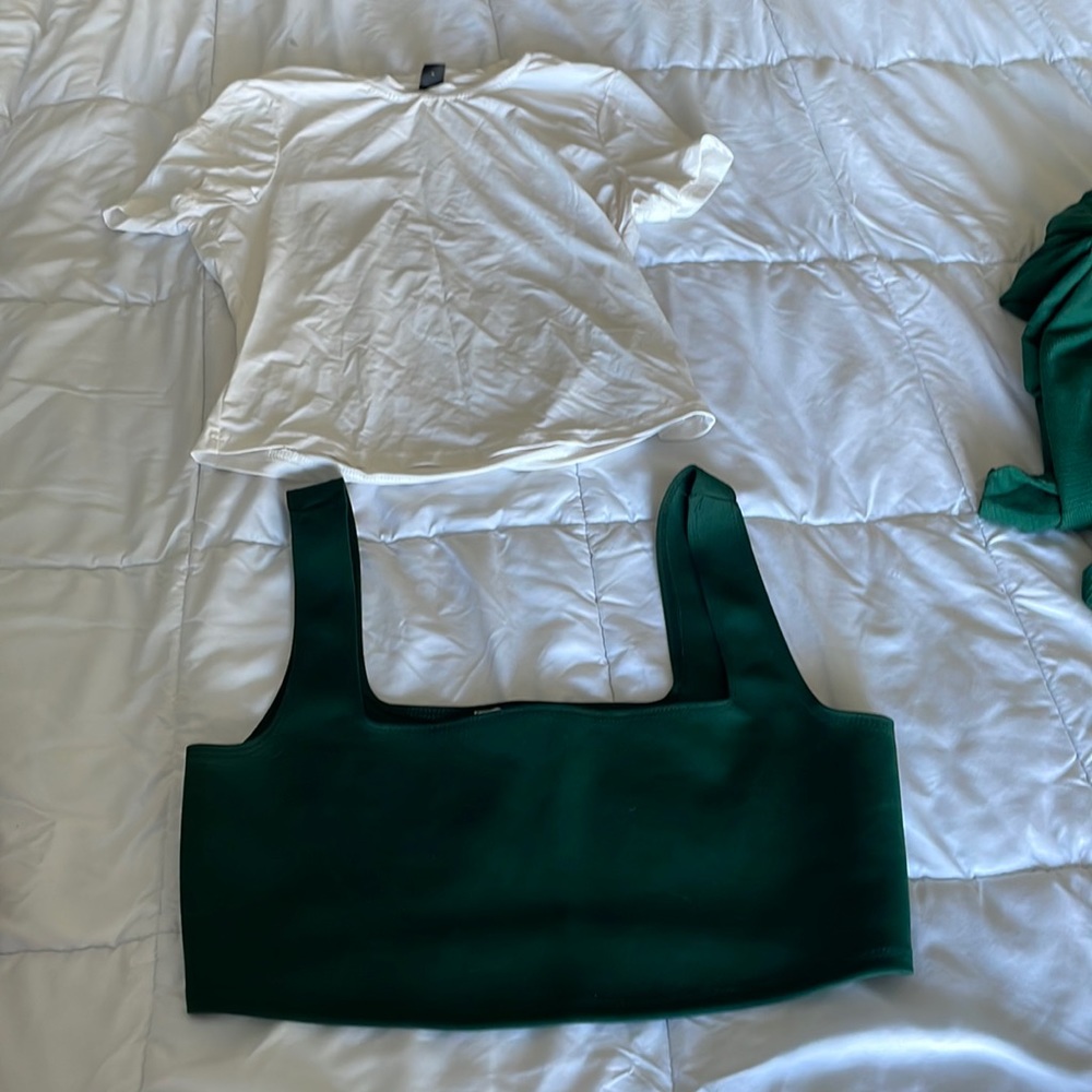 Crop tops